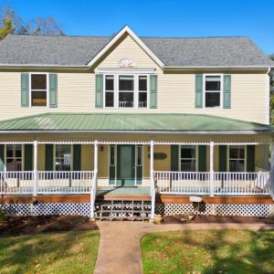 Photo #1 of 1132 James view Drive, Lynchburg, VA 3.1 acres