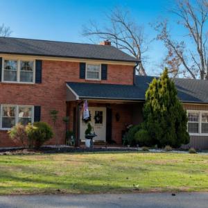 Photo #3 of 1921 Tabby Ln, Altavista, VA 1.4 acres