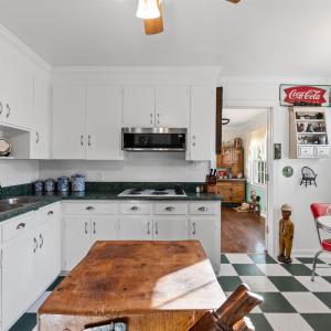 Photo #11 of 1921 Tabby Ln, Altavista, VA 1.4 acres