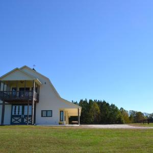 Photo #2 of 1433 Piney Mountain Road, Appomattox, VA 21.8 acres