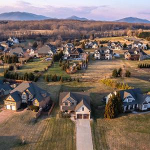 Photo #4 of 1665 Lake Manor Drive, Forest, VA 0.5 acres