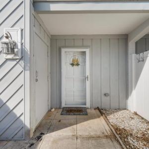 Photo #3 of 16109 Smith Mountain Lake Parkway, Huddleston, VA