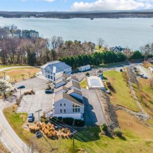 Photo #28 of 16109 Smith Mountain Lake Parkway, Huddleston, VA