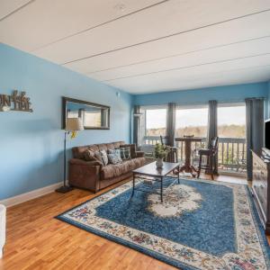 Photo #10 of 16109 Smith Mountain Lake Parkway, Huddleston, VA