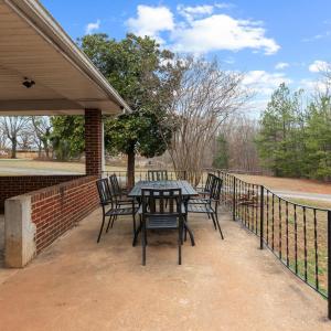 Photo #9 of 1134 Lynch Mill Road, Altavista, VA 0.6 acres