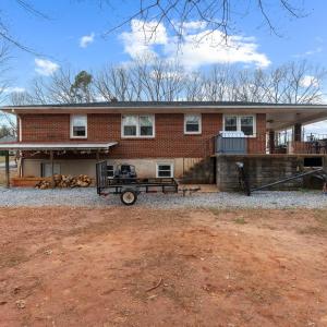 Photo #4 of 1134 Lynch Mill Road, Altavista, VA 0.6 acres