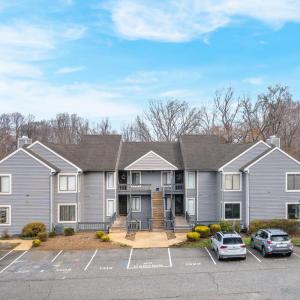 Photo #2 of 1314 Twin Springs Court, Forest, VA