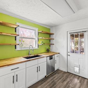 Photo #9 of 612 Sussex St, Lynchburg, VA 0.2 acres