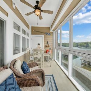 Photo #9 of 1273 Graves Harbor Trail, Huddleston, VA