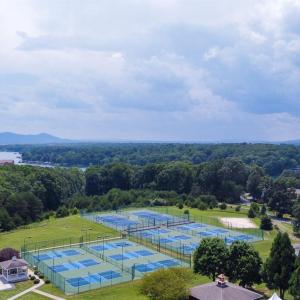 Photo #23 of 1273 Graves Harbor Trail, Huddleston, VA