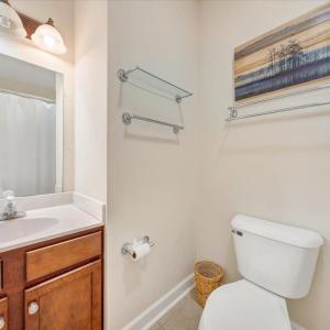 Photo #16 of 1273 Graves Harbor Trail, Huddleston, VA