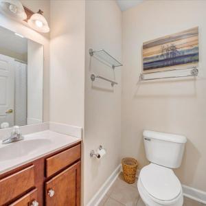 Photo #17 of 1273 Graves Harbor Trail, Huddleston, VA