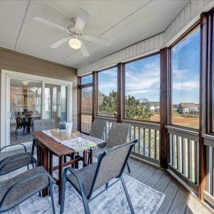 Photo #12 of 1114 8th Fairway Lane, Huddleston, VA 0.4 acres