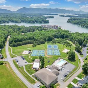 Photo #49 of 1114 8th Fairway Lane, Huddleston, VA 0.4 acres