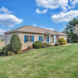 Photo #2 of 1114 8th Fairway Lane, Huddleston, VA 0.4 acres