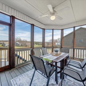 Photo #11 of 1114 8th Fairway Lane, Huddleston, VA 0.4 acres