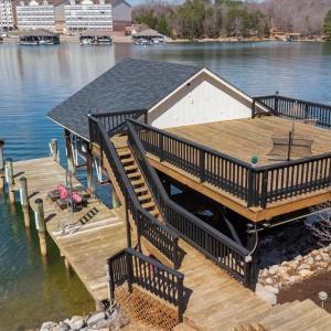 Photo #4 of 1009 Guardian Circle, Huddleston, VA 1.6 acres