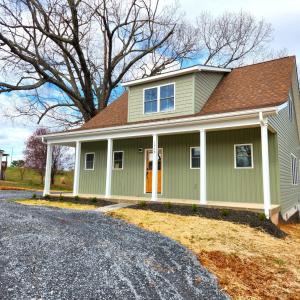 Photo #4 of 1509 Clearview Road, Bedford, VA 0.4 acres