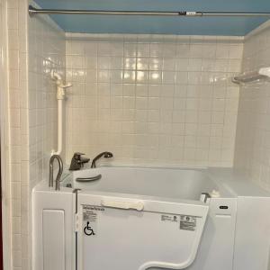 Photo #14 of 2213 Fancy Grove Road, Huddleston, VA 5.0 acres