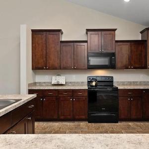 Photo #12 of 147 STRATFORD PL, Madison Heights, VA 0.4 acres