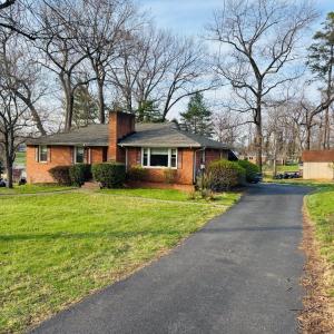 Photo #2 of 7110 Richland Drive, Lynchburg, VA 0.4 acres