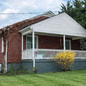 Photo #1 of 200 Warren Avenue, Lynchburg, VA 0.1 acres