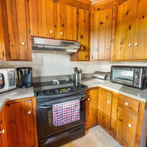 Photo #11 of 1071 Great Oaks Road, Forest, VA 0.7 acres