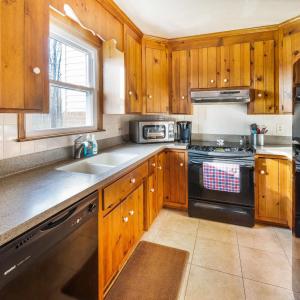 Photo #10 of 1071 Great Oaks Road, Forest, VA 0.7 acres