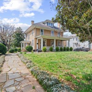 Photo #3 of 201 Harrison Street, Lynchburg, VA 0.4 acres