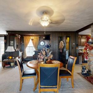 Photo #9 of 426 Burgess Road, Madison Heights, VA 43.7 acres