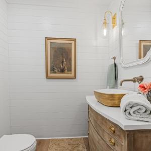 Photo #34 of 1221 Oakwood Street, Bedford, VA 1.9 acres