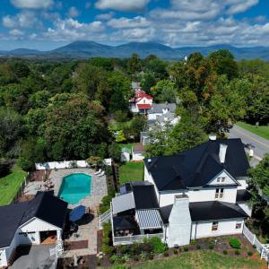 Photo #77 of 1221 Oakwood Street, Bedford, VA 1.9 acres