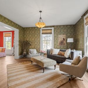 Photo #8 of 1221 Oakwood Street, Bedford, VA 1.9 acres