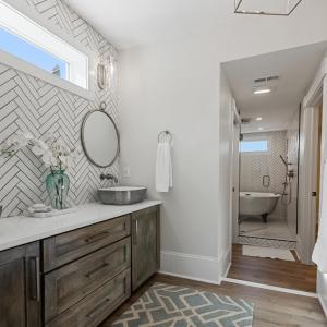 Photo #57 of 1221 Oakwood Street, Bedford, VA 1.9 acres