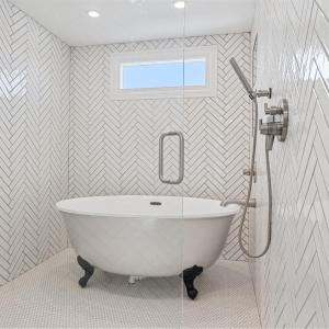 Photo #59 of 1221 Oakwood Street, Bedford, VA 1.9 acres