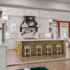 Photo #23 of 1221 Oakwood Street, Bedford, VA 1.9 acres