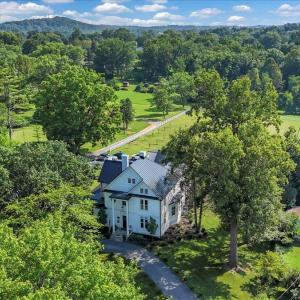 Photo #88 of 1221 Oakwood Street, Bedford, VA 1.9 acres
