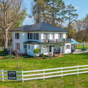 Photo #1 of 201 Priddy Street, Keysville, VA 1.7 acres