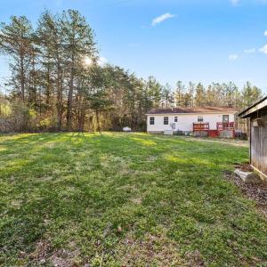 Photo #5 of 968 Mud Street, Concord, VA 0.6 acres