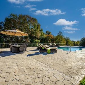 Photo #37 of 1229 Boone Hill Drive, Lynchburg, VA 2.4 acres