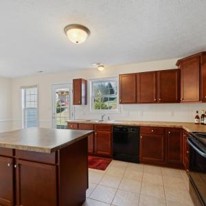 Photo #9 of 1264 Blue Ridge View Circle, Forest, VA 0.1 acres