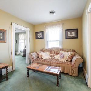 Photo #29 of 601 Henry Street, Gretna, VA 0.6 acres