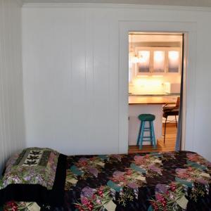 Photo #17 of 1501 Traylor Lane, Lynchburg, VA 0.9 acres