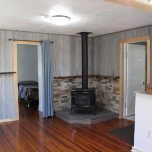 Photo #4 of 1501 Traylor Lane, Lynchburg, VA 0.9 acres