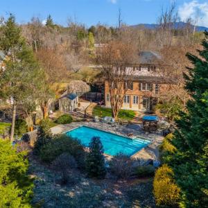 Photo #13 of 3853 Peakland Place, Lynchburg, VA 0.6 acres