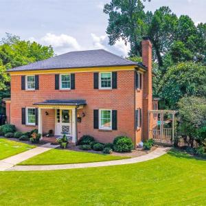 Photo #2 of 3853 Peakland Place, Lynchburg, VA 0.6 acres