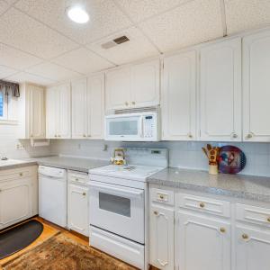 Photo #44 of 3853 Peakland Place, Lynchburg, VA 0.6 acres