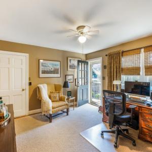 Photo #24 of 3853 Peakland Place, Lynchburg, VA 0.6 acres