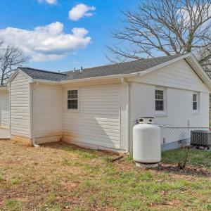 Photo #29 of 471 Briar Cliff Circle, Lynchburg, VA 0.5 acres
