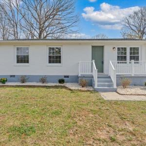 Photo #1 of 471 Briar Cliff Circle, Lynchburg, VA 0.5 acres